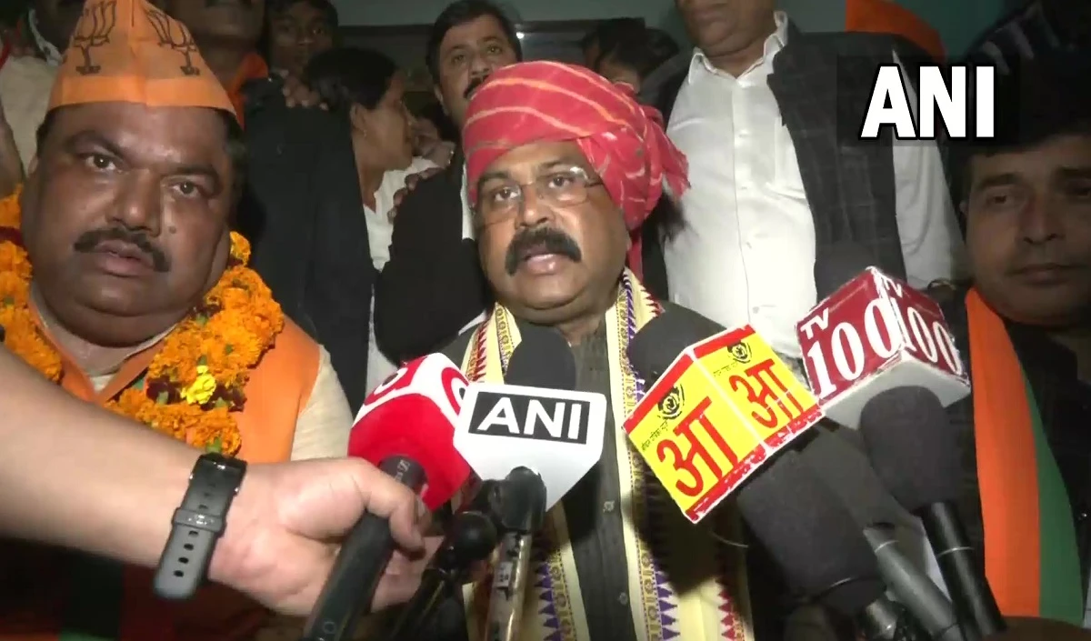 MCD Elections: धर्मेंद्र प्रधान का AAP पर निशाना, भ्रष्ट पार्टी को लेकर लोगों में गुस्सा, उनका पर्दाफाश हो रहा