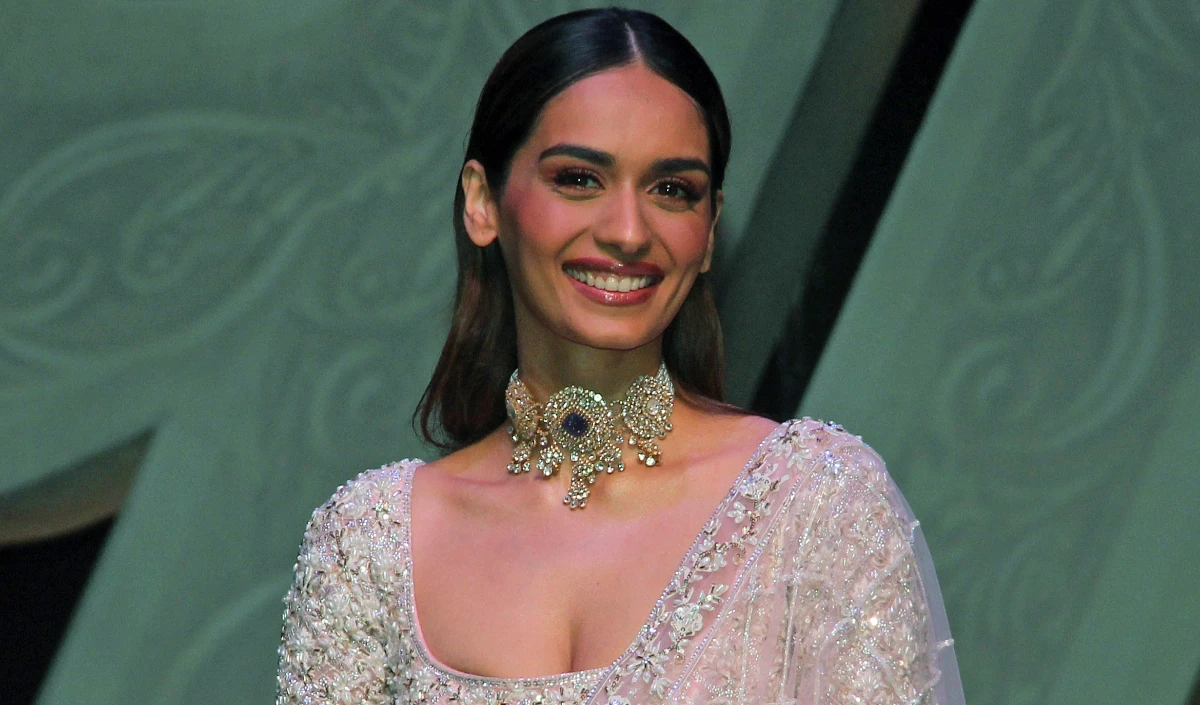 उम्र में 10 साल बड़े और तलाकशुदा को डेट कर रही हैं Manushi Chhillar, जानें शादी के बारे में क्या प्लानिंग?