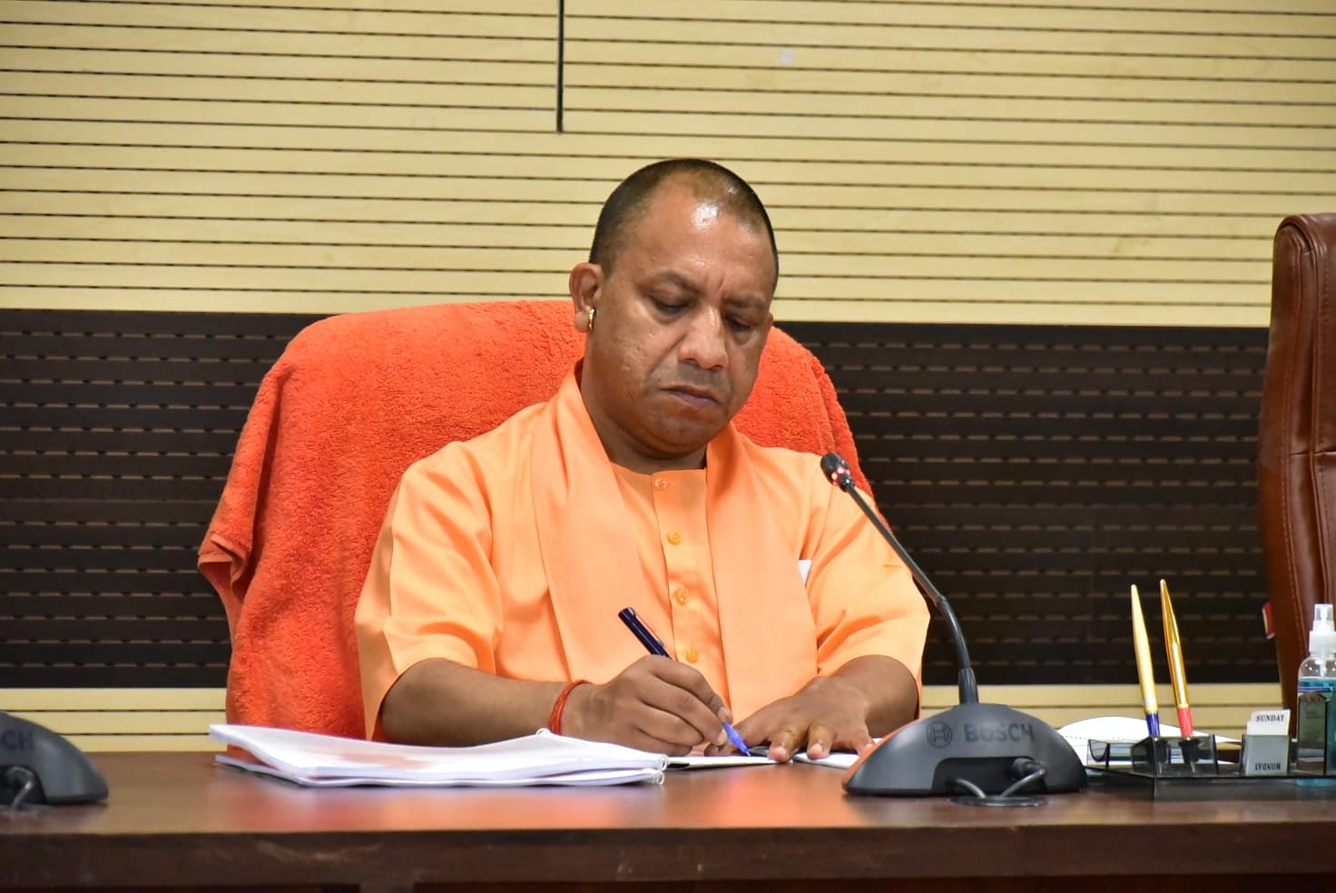 UP News: यूपी में 7 IPS अधिकारियों का ट्रांसफर, पीयूष आनंद को मिली ADG प्रशासन की जिम्मेदारी, देखें लिस्ट