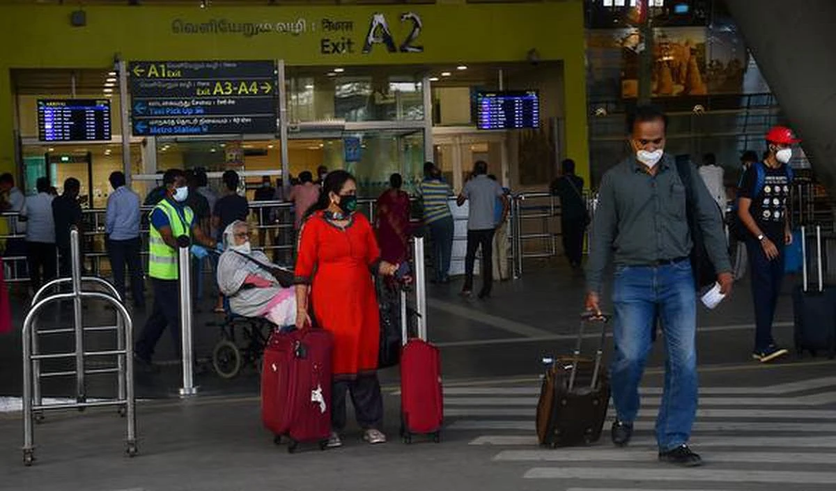 कोलकाता हवाई अड्डे पर एक विदेशी और भारतीय कोविड-19 से संक्रमित पाए गए