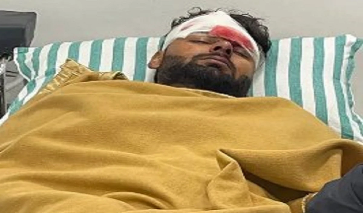 कार हादसे का शिकार हुए ऋषभ पंत, डिवाइडर से टकराई कार, गंभीर रूप से घायल