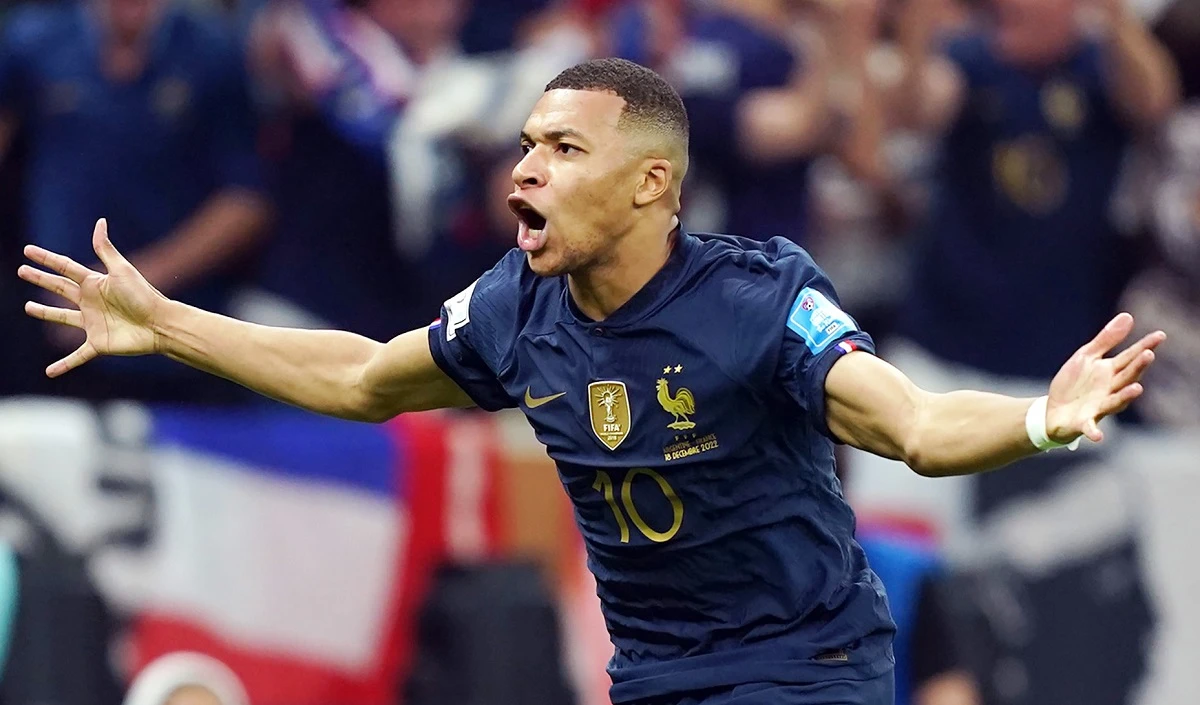PSG की टीम के लिए Kylian Mbappe ने रचा इतिहास, मुकाबले में पांच गोल करने वाले पहले खिलाड़ी बनें