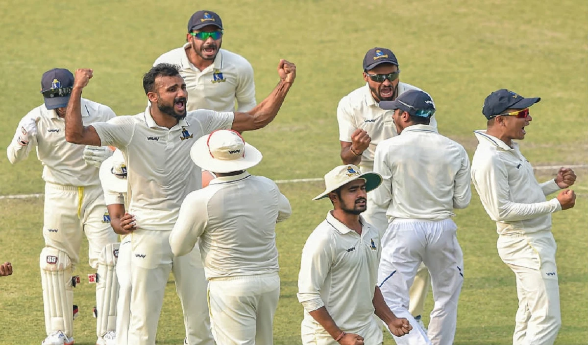 Bengal ने विशाल बढ़त हासिल की, दूसरे Ranji final  में पहुंचने की दहलीज पर