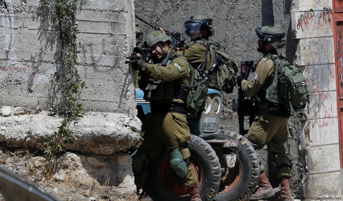 West Bank में इजराइली सैनिकों के धावे में 10 फलस्तीनी मारे गये, 100 से अधिक घायल