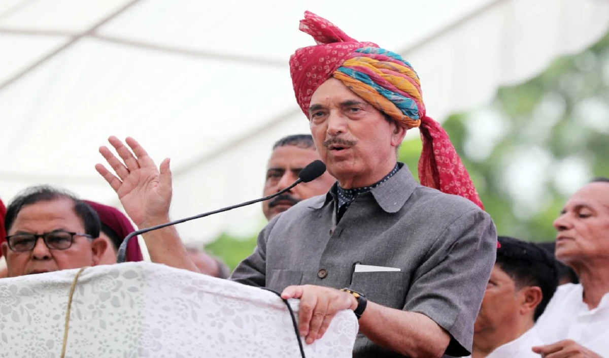 Jammu and Kashmir  में आतंकवाद खत्म होने या कम होने का फायदा उठाए केंद्र: Azad