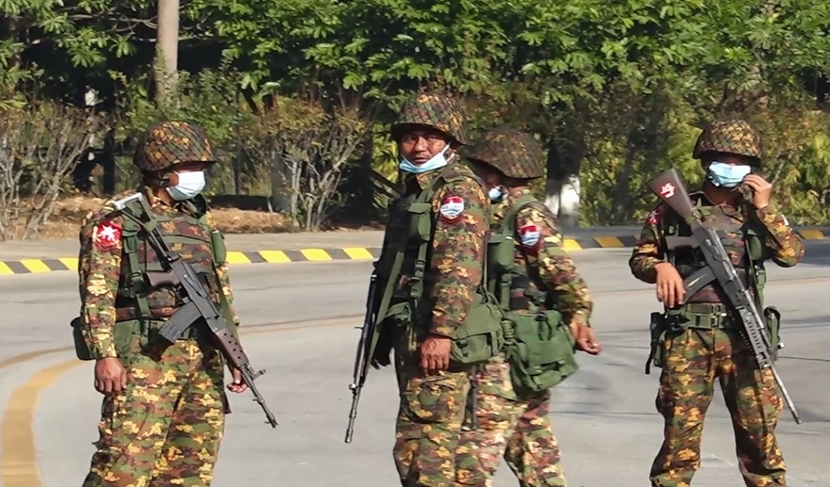 Myanmar : हत्याओं को लेकर सेना और लोकतंत्र समर्थकों के बीच आरोप-प्रत्यारोप