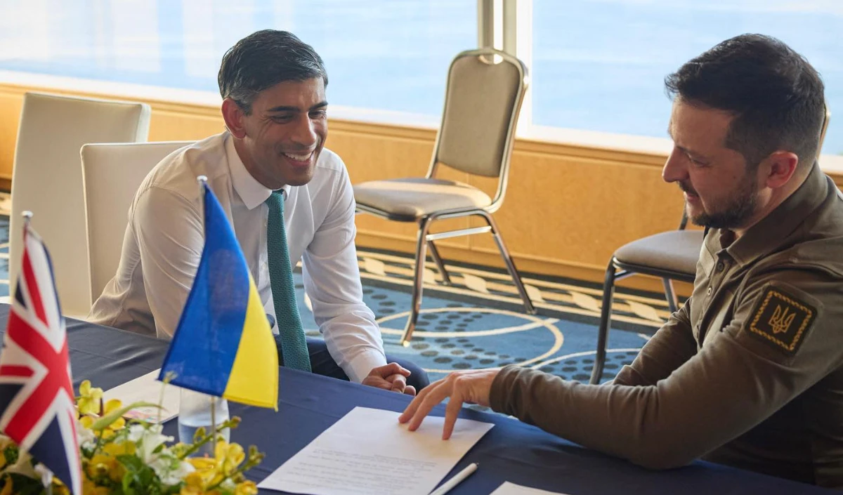 Rishi Sunak ने यूक्रेन के राष्ट्रपति Volodymyr Zelensky को खिलाई अपने मां के हाथ की बनीं बर्फी, वीडियो देखकर खुश हुए भारतीय, यूके के पीएम की जमकर की तारीफ