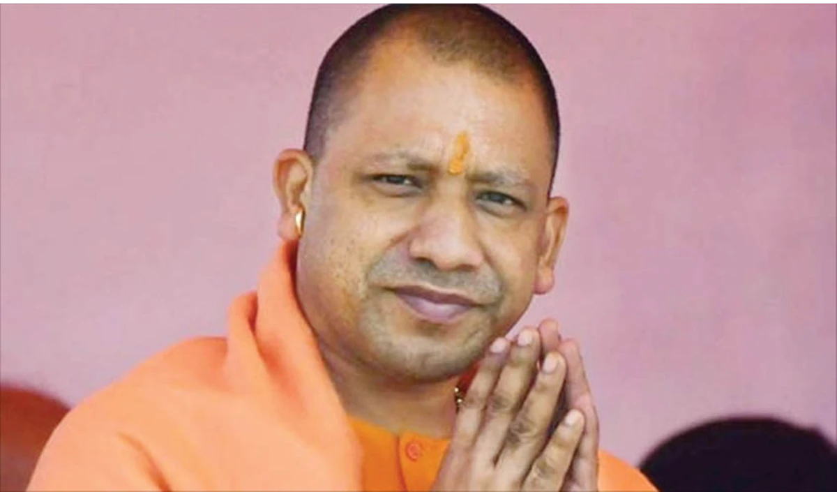 मणिपुर में हिंसा को लेकर उत्तर प्रदेश विधानमंडल के दोनों सदनों में हंगामा