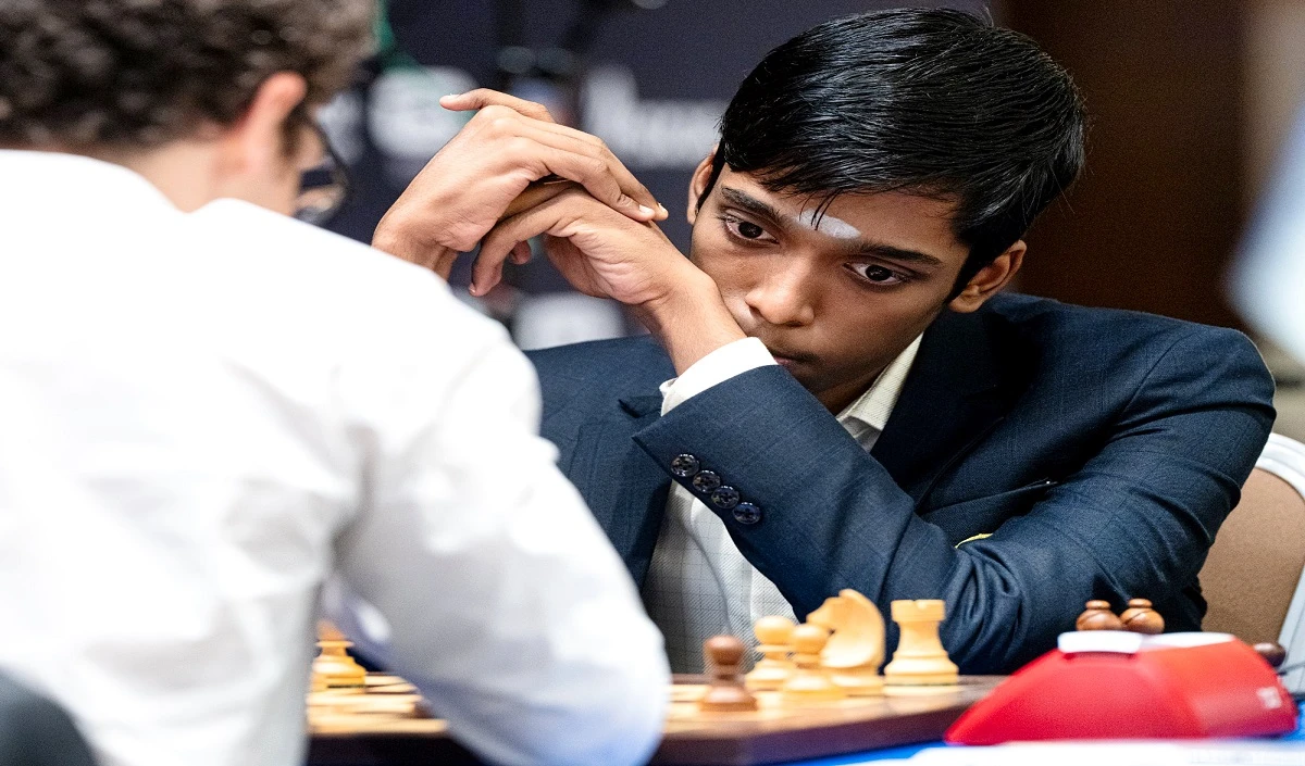 Chess World Cup 2023: Rameshbabu Praggnanandhaa कार्लसन को हराकर इतिहास रचने के करीब