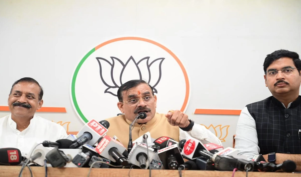 BJP का वार, कमलनाथ का Madhya Pradesh से कोई संबंध नहीं, वे जनता को लूट कर बने उद्योगपति