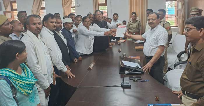 रसड़ा तहसील के संपूर्ण समाधान दिवस के मौके पर 118 मामले आए
