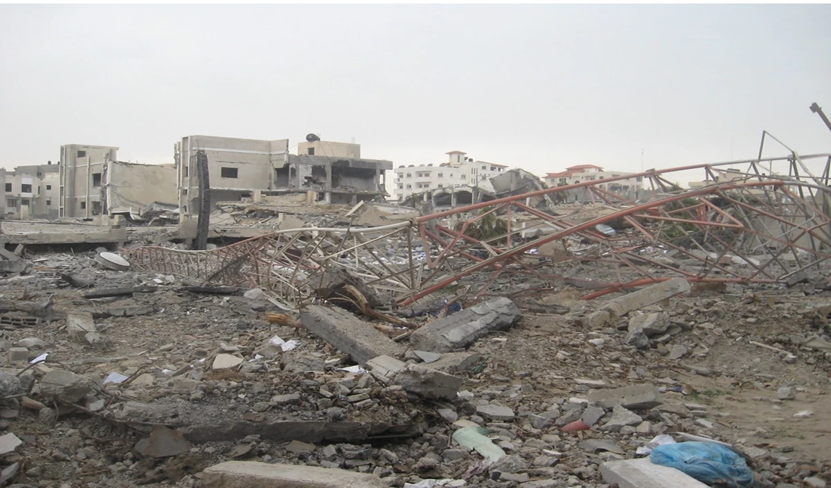 इजराइली सेना उत्तरी गाजा के अंदरूनी इलाकों तक पहुंची, अस्पतालों के पास किए हवाई हमले