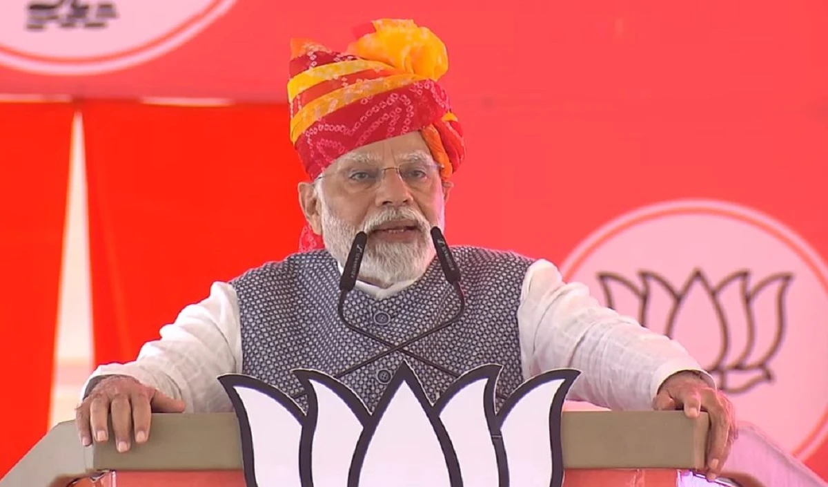 ‘बीते 5 वर्षों में कभी दंगे, कभी पत्थरबाजी, कभी कर्फ्यू…’, Rajasthan में बोले PM Modi- कांग्रेस जा रही, भाजपा आ रही