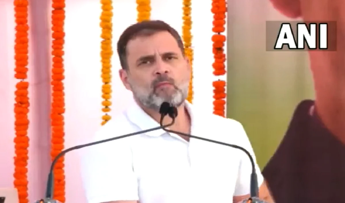 Chhattisgarh में Rahul Gandhi का PM Modi पर वार, बोले- कांग्रेस जो कहती है, वो कर दिखाती है
