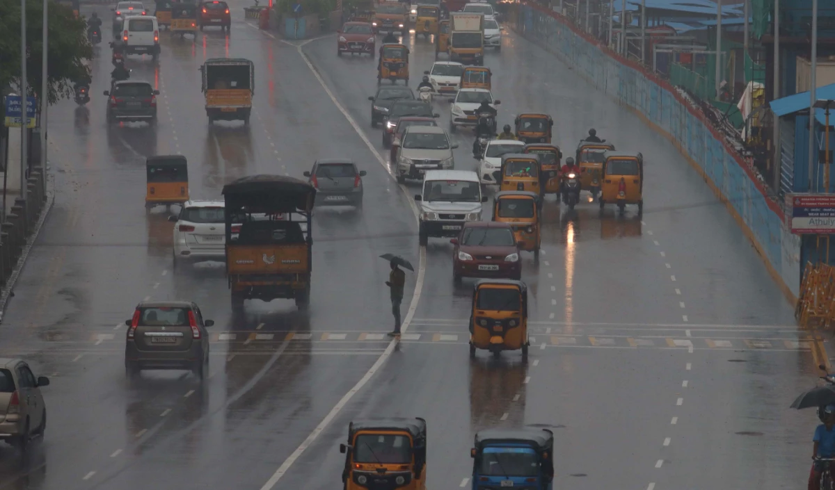 Heavy Rain Alert | केरल और तमिलनाडु के लिए ऑरेंज अलर्ट किया गया जारी, पुडुचेरी में भारी बारिश के कारण स्कूल बंद