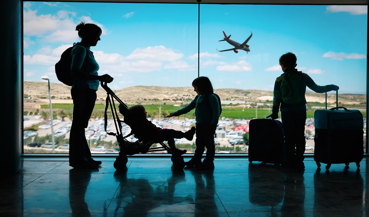 Travelling With Kids: बच्चों के साथ ट्रेवलिंग का बना रहे प्लान तो ध्यान रखें ये बातें, आसान बनेगा सफर