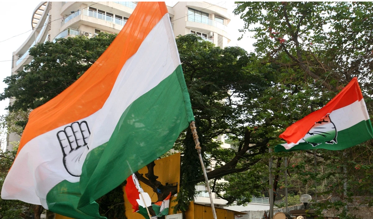 महाराष्ट्र बैंक घोटाला: दोषसिद्धि के बाद कांग्रेस नेता सुनील केदार की विधानसभा सदस्यता समाप्त
