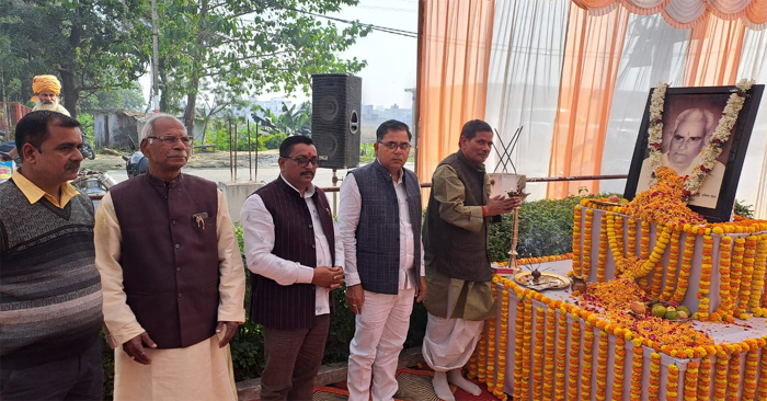 समाजसेवी चंद्रदीप सिंह की दसवीं पुण्य तिथि पर दी गई श्रद्धांजलि
