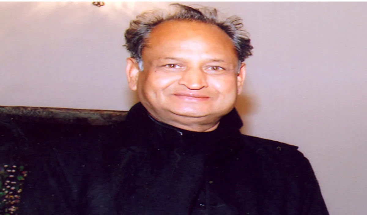 मंदिर की प्राणप्रतिष्ठा दलित, आदिवासी समुदाय से करवाकर छूआछूत के खिलाफ संदेश दे सकते थे मोदी: गहलोत