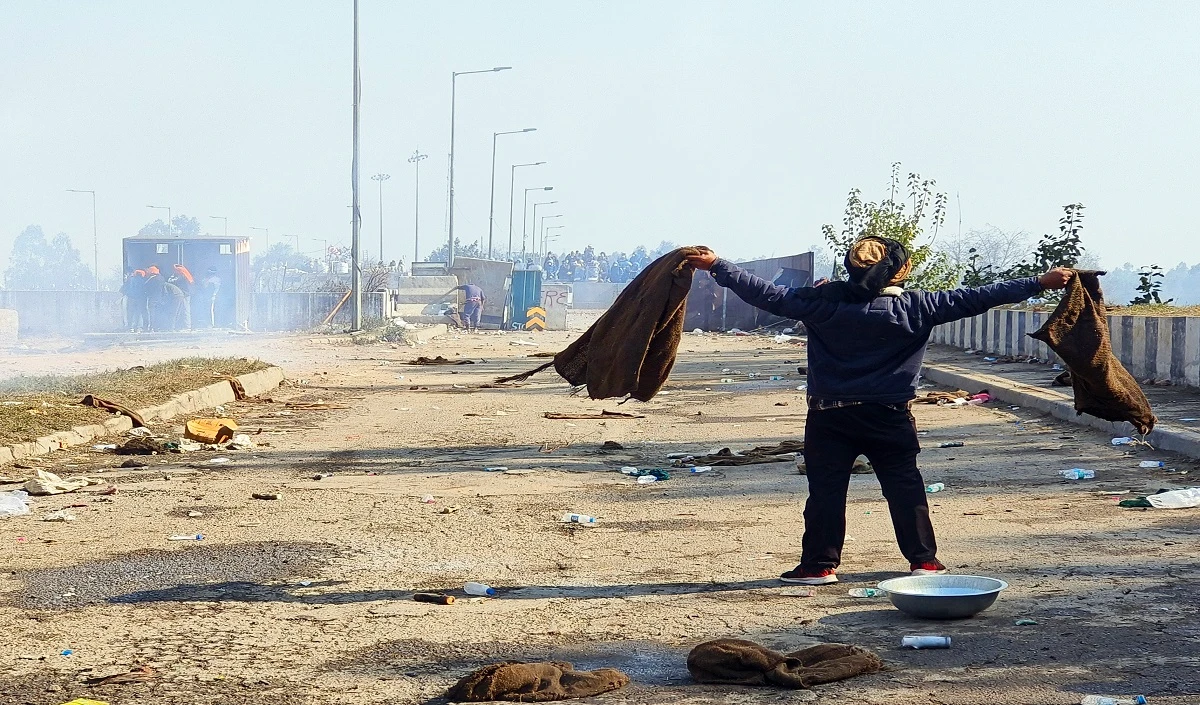 Farmers Protest 2024: पंजाब के कुछ हिस्सों में इंटरनेट सेवाओं पर लगा प्रतिबंध 24 फरवरी तक बढ़ाया गया