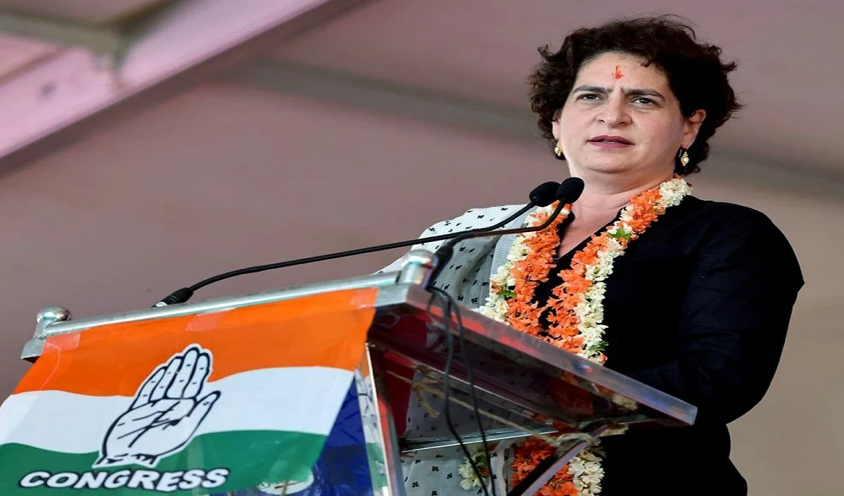 PM Modi ने नेहरू के भाषण की कुछ पंक्तियों को गलत तरीके से पेश किया : Priyanka Gandhi