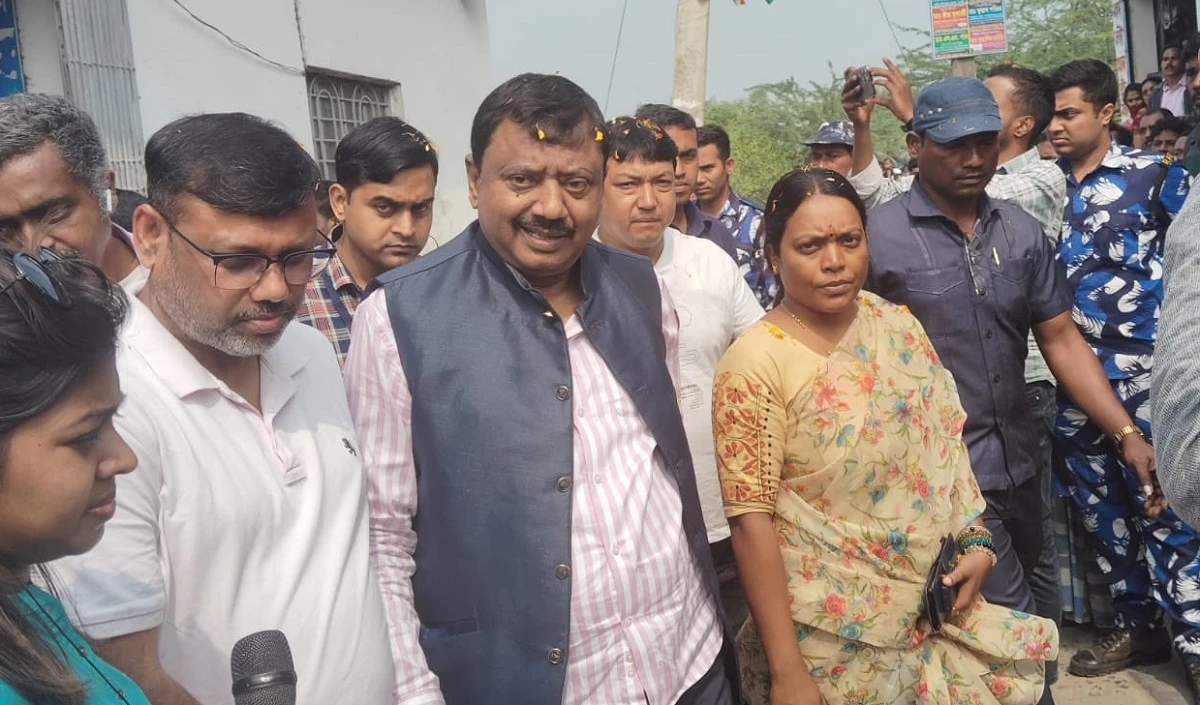 West Bengal । लोगों की शिकायतें जानने के लिए संदेशखालि पहुंचे राज्य सरकार के तीन मंत्री