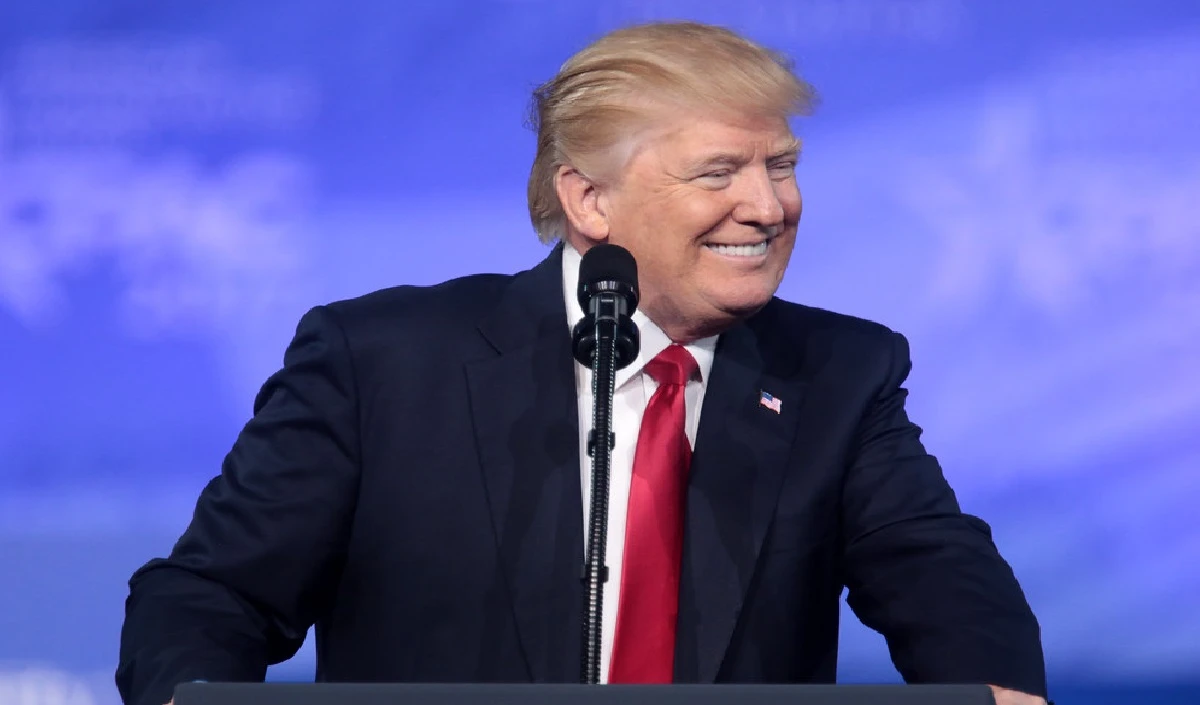 फ्रॉड केस में बुरे फंसे डोनाल्ड ट्रम्प, समर्थकों ने शुरू किया GoFundMe अभियान