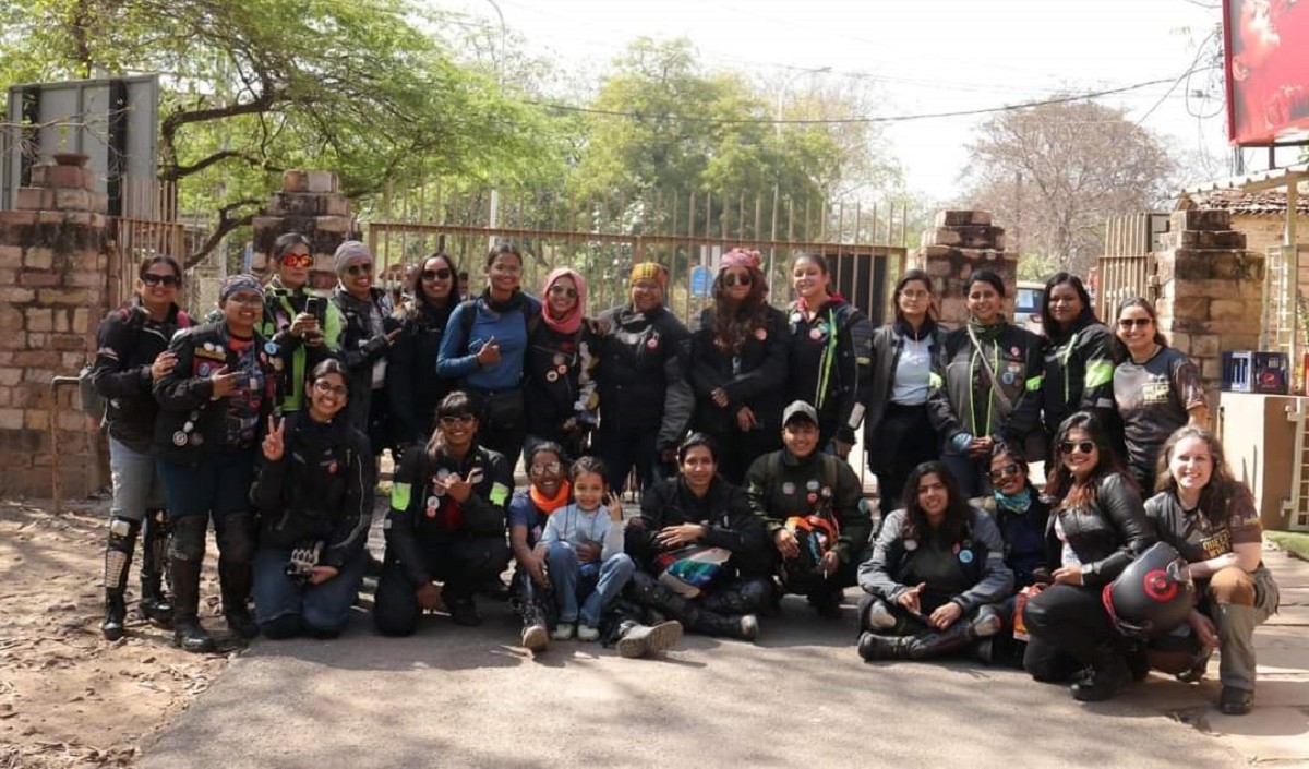 International Women’s Day Special । मध्य प्रदेश के पर्यटन स्थलों को प्रमोट करने बाइक पर निकली विदेशी महिलाएं