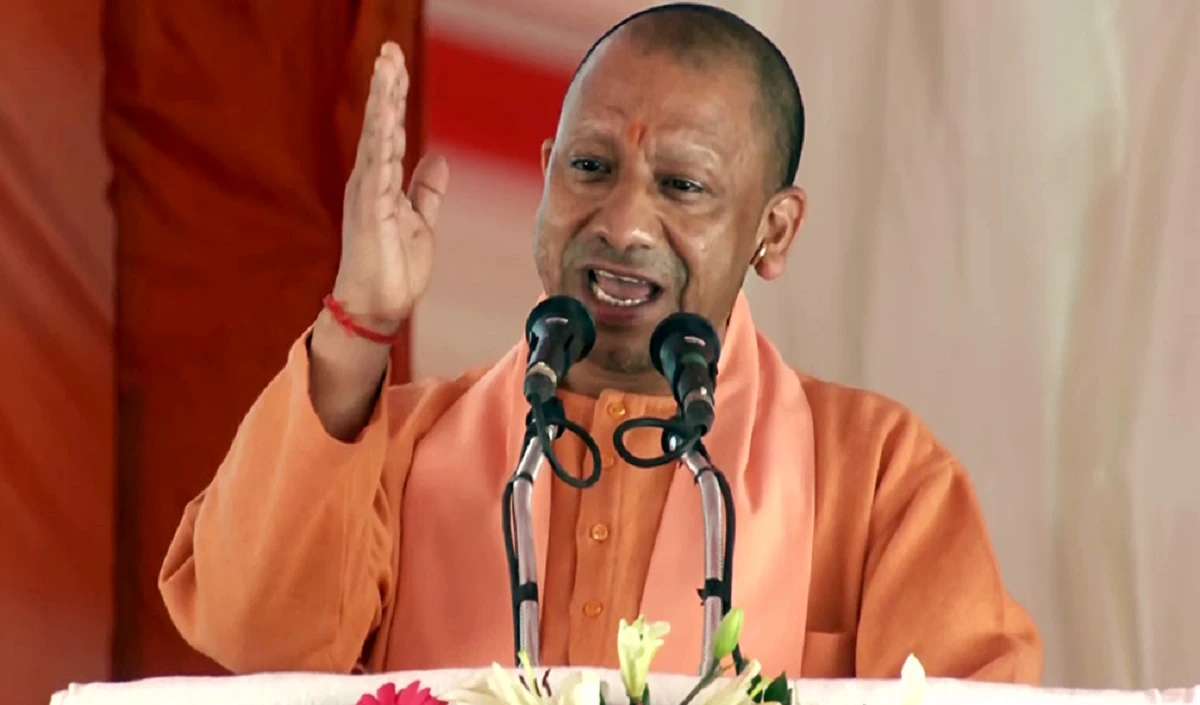 PM के कुशल नेतृत्व के कारण आजमगढ़ को पुरातन पहचान मिली, Yogi Adityanath ने की Modi की जमकर तारीफ