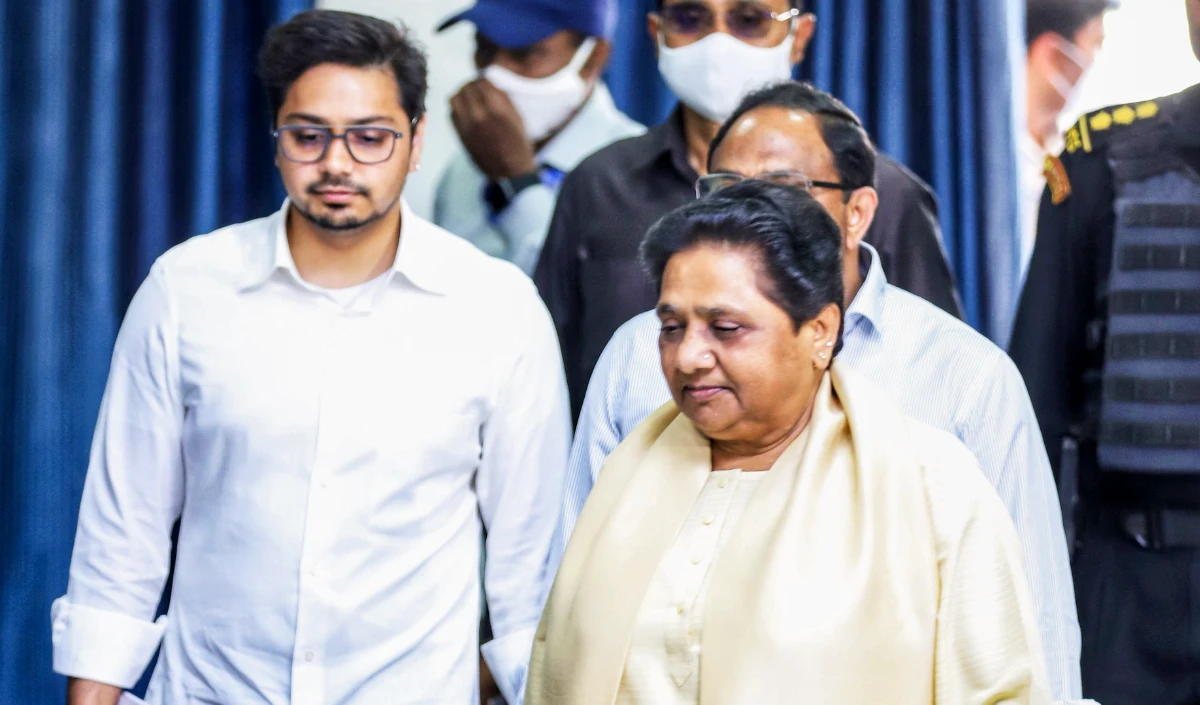 Uttar Pradesh: आकाश आनंद का दावा, हम मायावती को अपने पीएम के रूप में देखते हैं, अखिलेश पर भी साधा निशाना