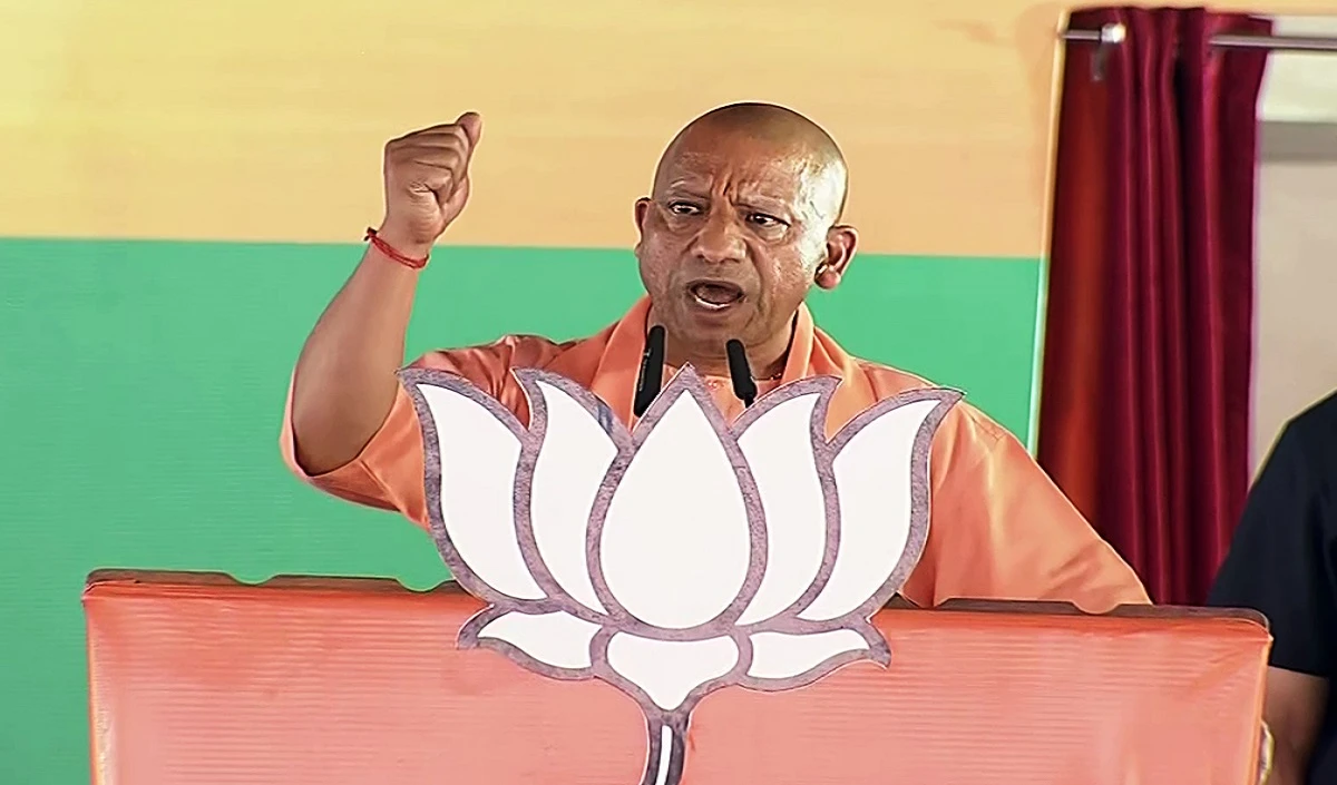 ‘जिस माफिया के नाम पर कर्फ्यू लगता था, हमारे शासन में उसकी पैंट गीली हो गयी’, CM Yogi का बड़ा बयान