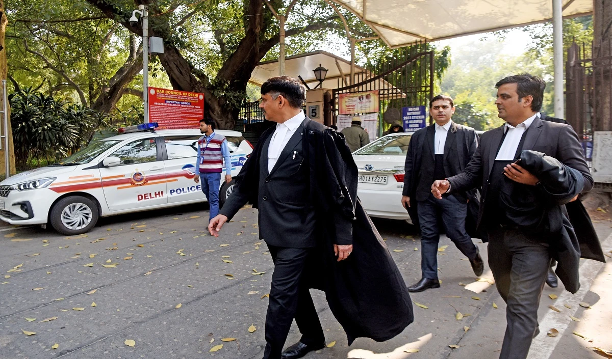 उम्रकैद की सजा काट रहे दो लोगों को दिल्ली उच्च न्यायालय ने किया बरी, जाने क्या है पूरा मामला