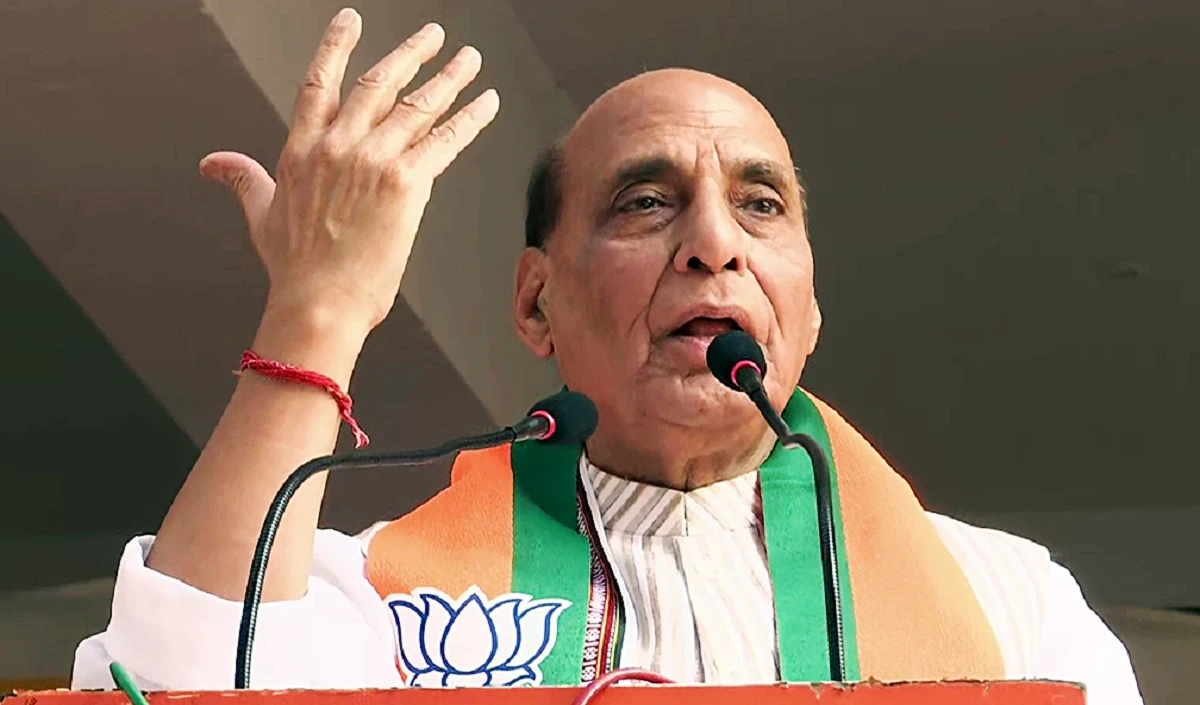 ‘कांग्रेस और भ्रष्टाचार के बीच अटूट रिश्ता’, Rajnath Singh बोले- धोनी की राजनीति के सर्वश्रेष्ठ फिनिशर हैं तरह राहुल गांधी