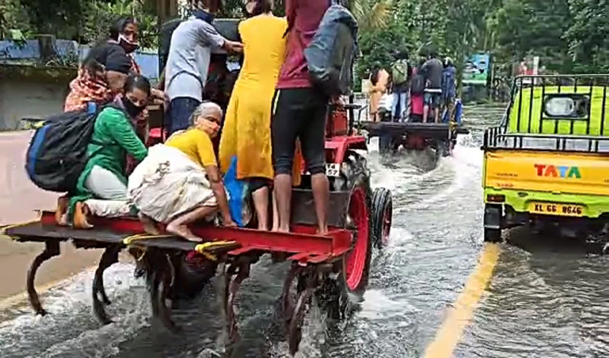 केरल में बढ़ेगी बारिश, IMD ने कई जिलों के लिए ‘Orange Alert’ जारी किया