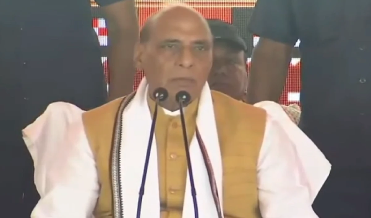 मोदी सरकार ने 25 करोड़ लोगों को गरीबी से बाहर निकाला : Rajnath Singh