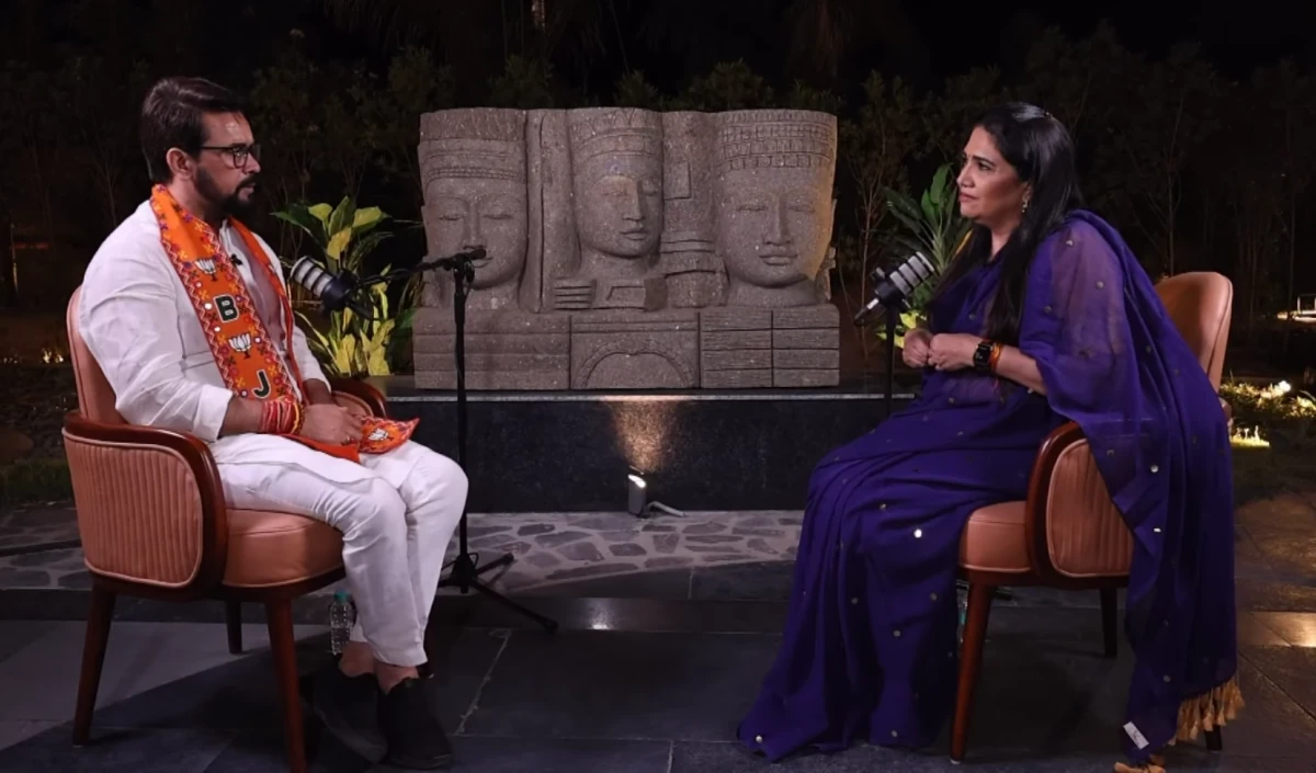 Anurag Thakur का दावा, कुछ लोग वोट India में माँगते हैं लेकिन उनका दिल Pakistan के लिए धड़कता है
