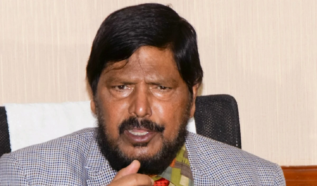 हमारी पार्टी की मांग है कि जातिगत जनगणना के लिए कोई रास्ता निकाला जाए : Athawale