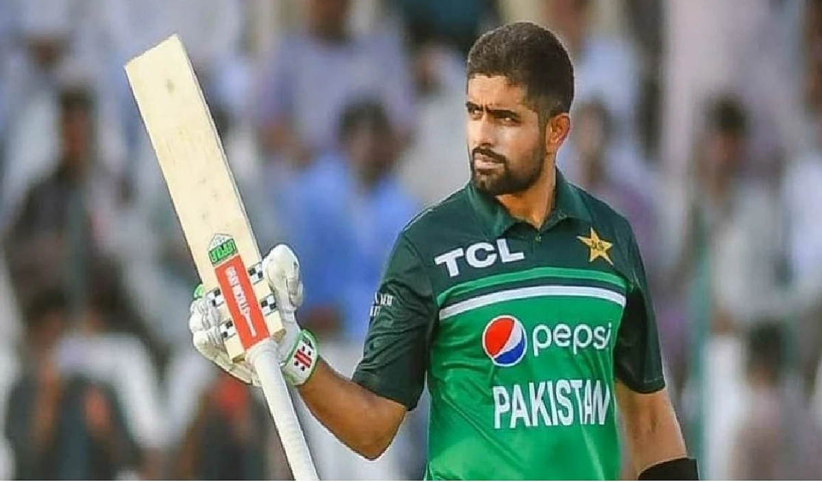 PAK vs IRE: बाबर आजम के निशाने पर एमएस धोनी का ये बड़ा रिकॉर्ड, सिर्फ 13 रन की है जरूरत