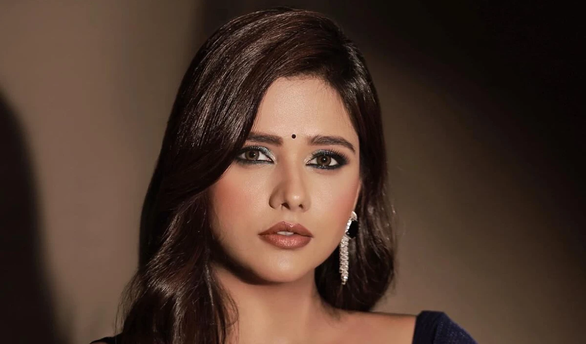 पब्लिसिटी पाने के लिए Nikhil Patel कर रहे है Dalljiet Kaur के नाम का इस्तेमाल, एक्ट्रेस ने पति पर लगाए गंभीर आरोप