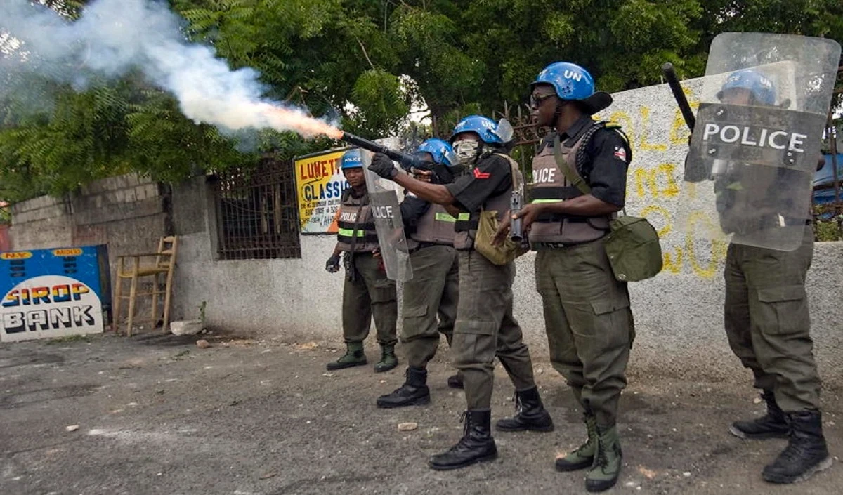 Haiti में सशस्त्र गिरोहों के कारण हिंसा बढ़ने से लगभग 5,80,000 लोग विस्थापित : संरा रिपोर्ट