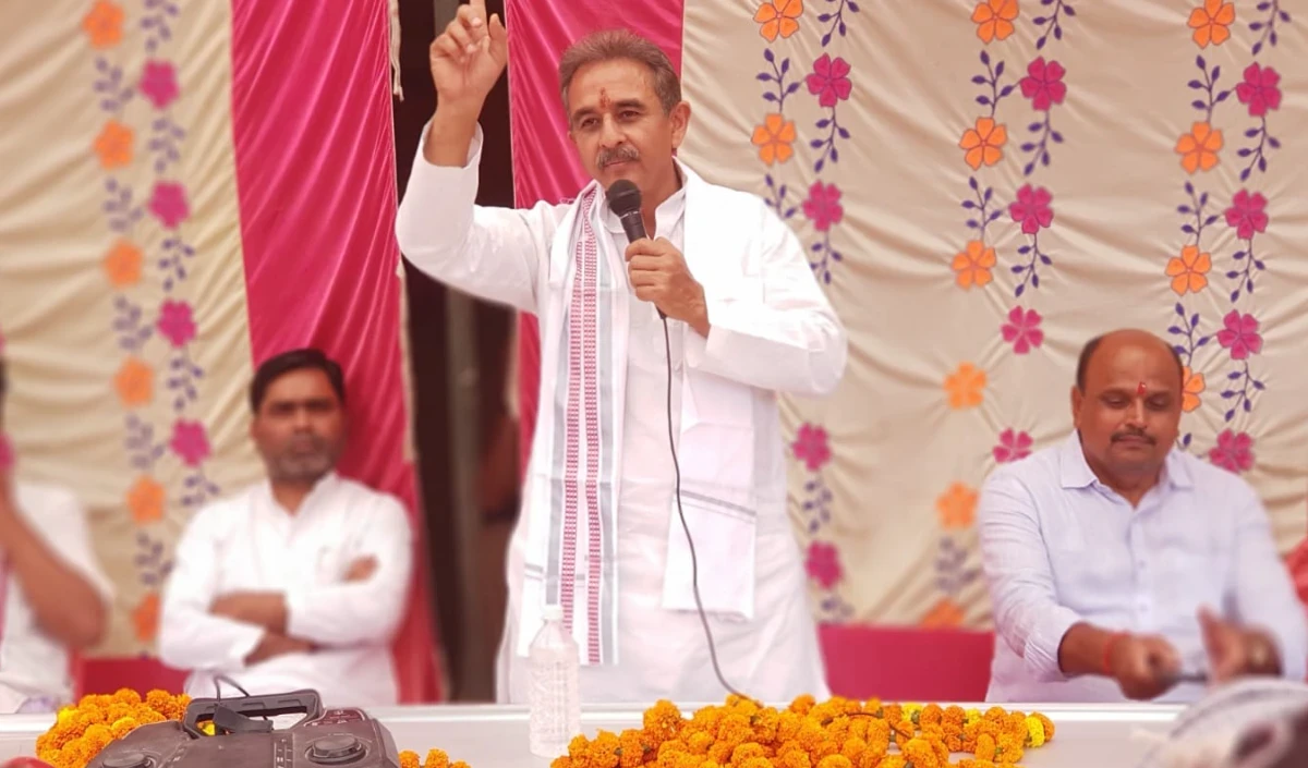 केंद्र सरकार में राज्यमंत्री बने Kirtivardhan Singh, भाजपा के टिकट पर लगा चुके हैं जीत की हैट्रिक