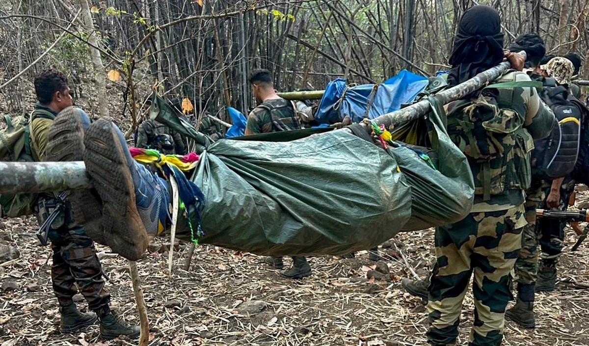 Jharkhand के पश्चिम सिंहभूम में सुरक्षाबलों के साथ मुठभेड़ में पांच माओवादी ढेर