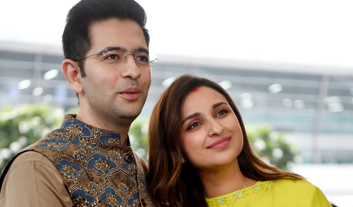 Bollywood Wrap Up | नमक-मिर्च लगाकर कच्ची केरी के चटकारे ले रहीं परिणीति चोपड़ा, मिर्जापुर 3 का जबरदस्त ट्रेलर रिलीज
