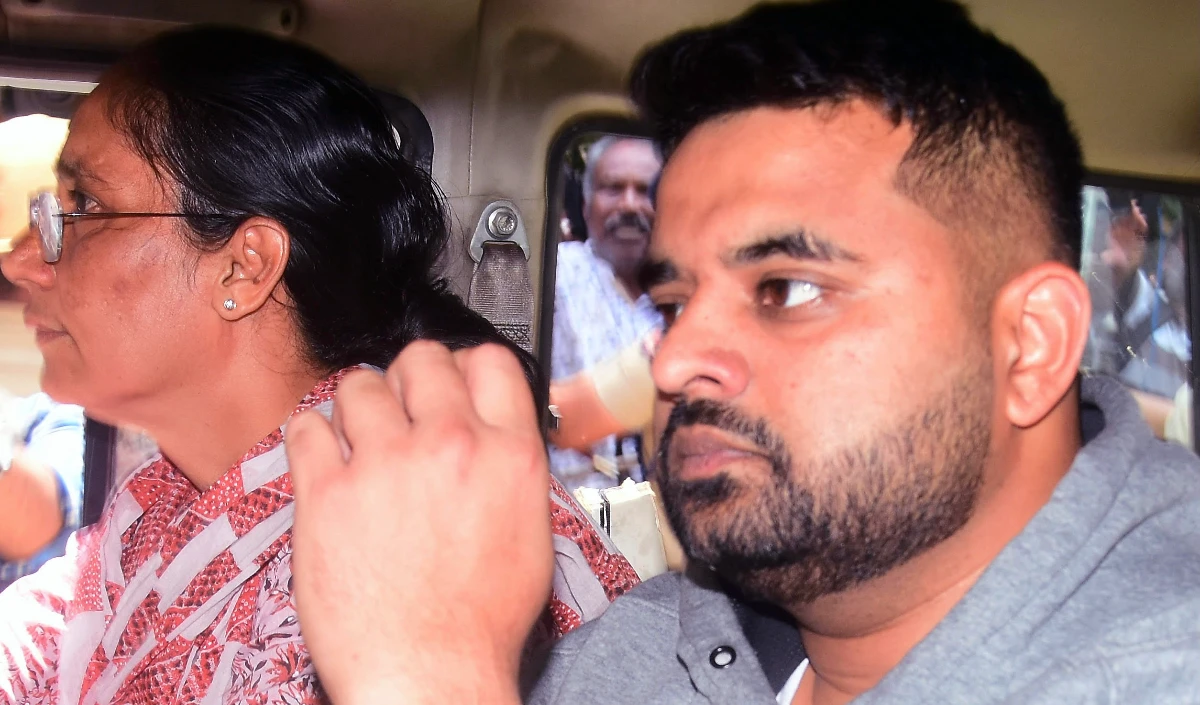 Sexual Abuse Case | बेंगलुरु की अदालत ने Prajwal Revanna की न्यायिक हिरासत 14 दिन के लिए बढ़ाई