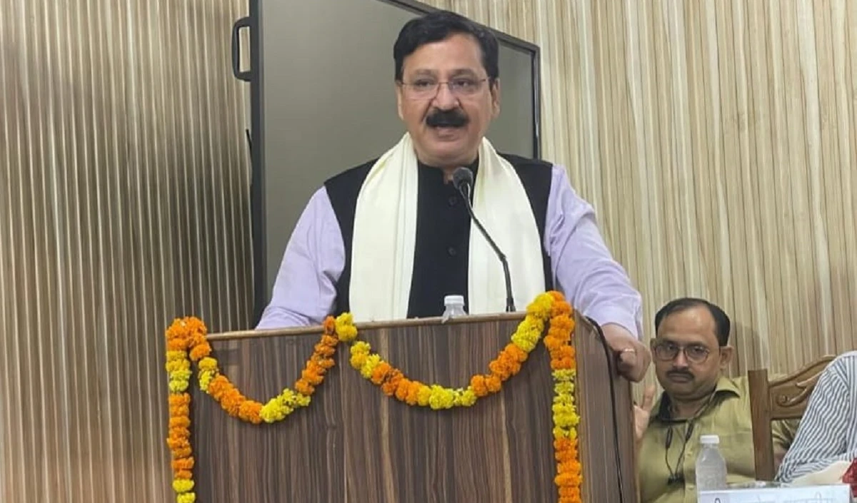 हिंदुस्तानी अकादमी में संगोष्ठी का आयोजन, प्रो.संजय द्विवेदी बोले- भारतबोध के प्रखर प्रवक्ता थे गणेशशंकर विद्यार्थी