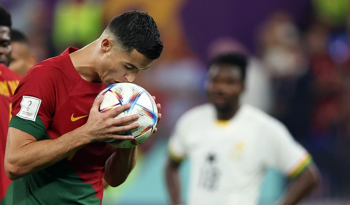Ronaldo के साथ ‘सेल्फी’ लेने की घटना के बाद यूएफा यूरो मुकाबलों में सुरक्षा बढ़ायेगा