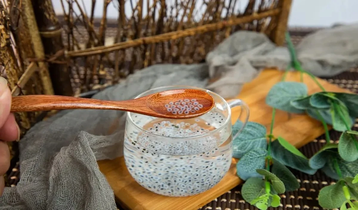 Sabja Seed Benefits: सब्जा सीड्स के सेवन से सेहत को मिलेंगे गजब के फायदे, जानिए डाइट में कैसे करें शामिल