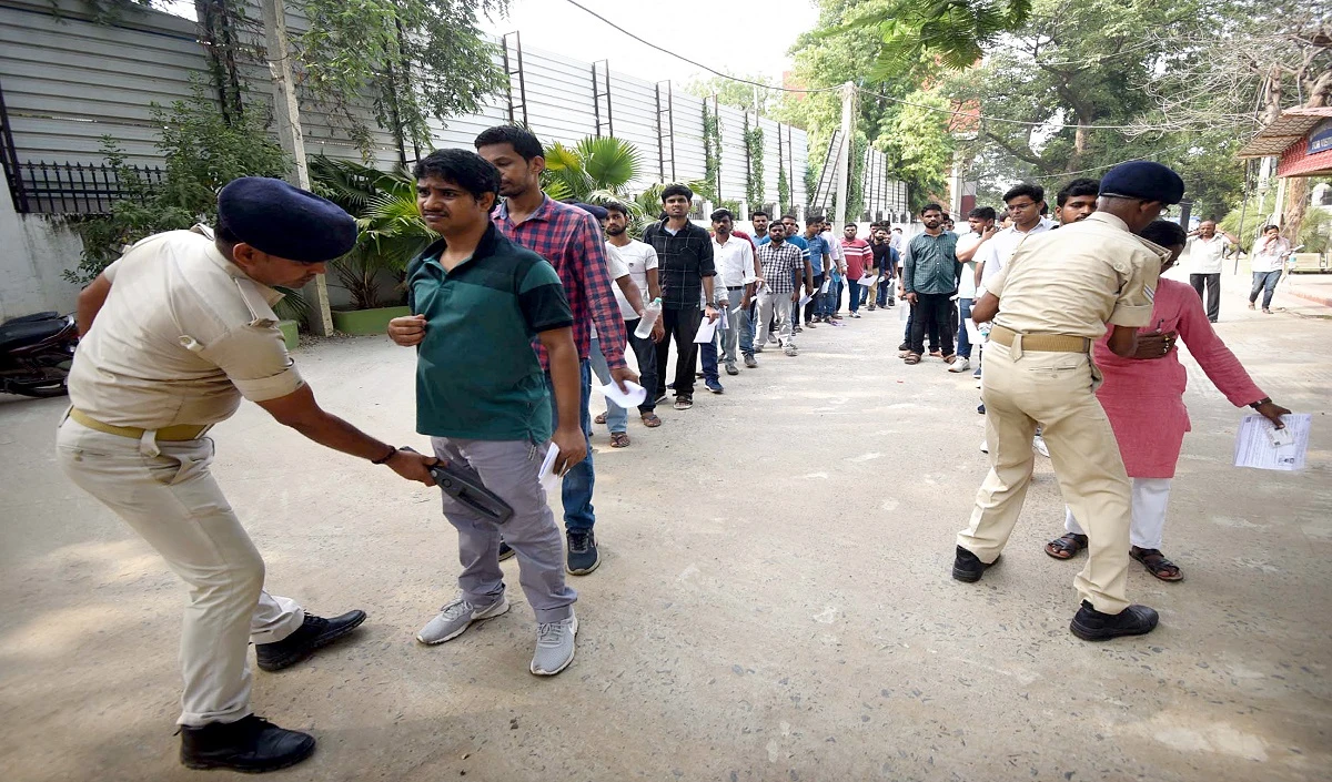 UPSC परीक्षाओं में धांधली रोकने के लिए AI आधारित CCTV निगरानी का सहारा लेगी