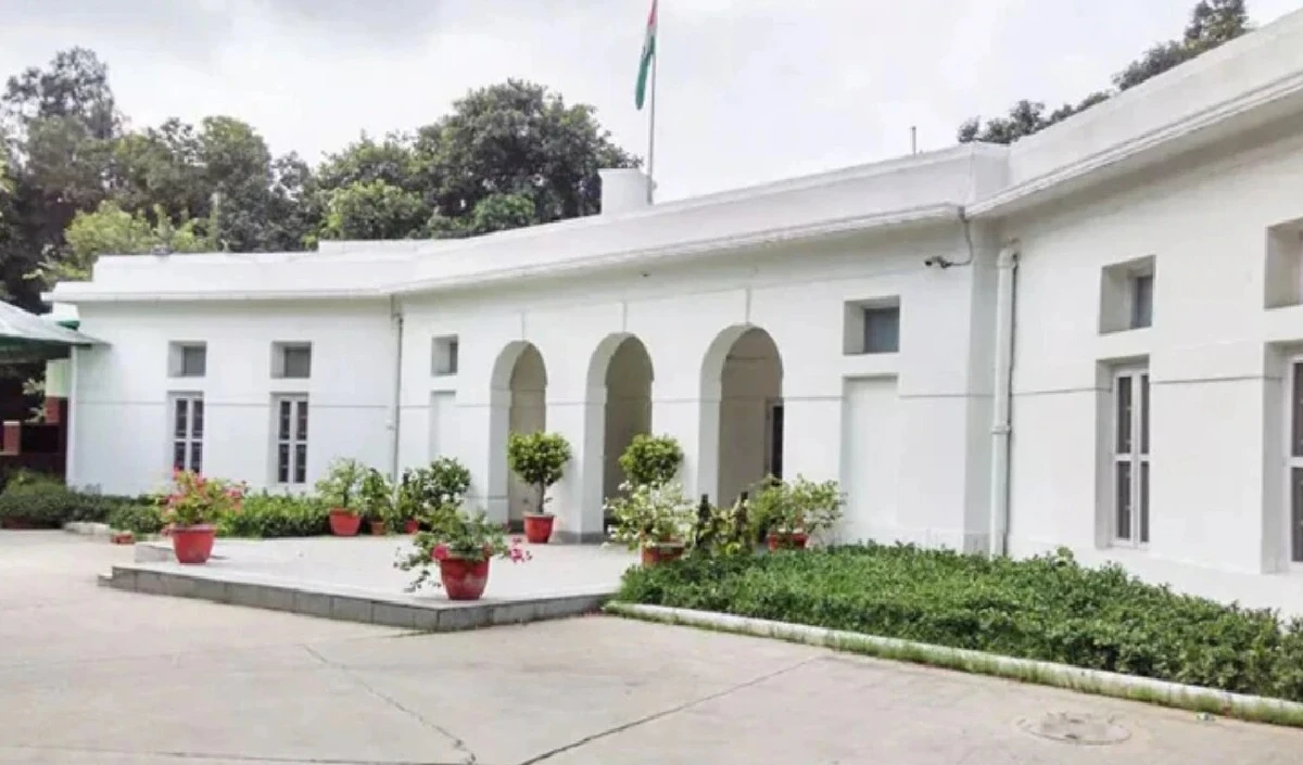 200 Ex-MPs को छोड़ना होगा लुटियन दिल्ली का आलीशान बंगला, सरकार ने भेजा खाली करने का नोटिस