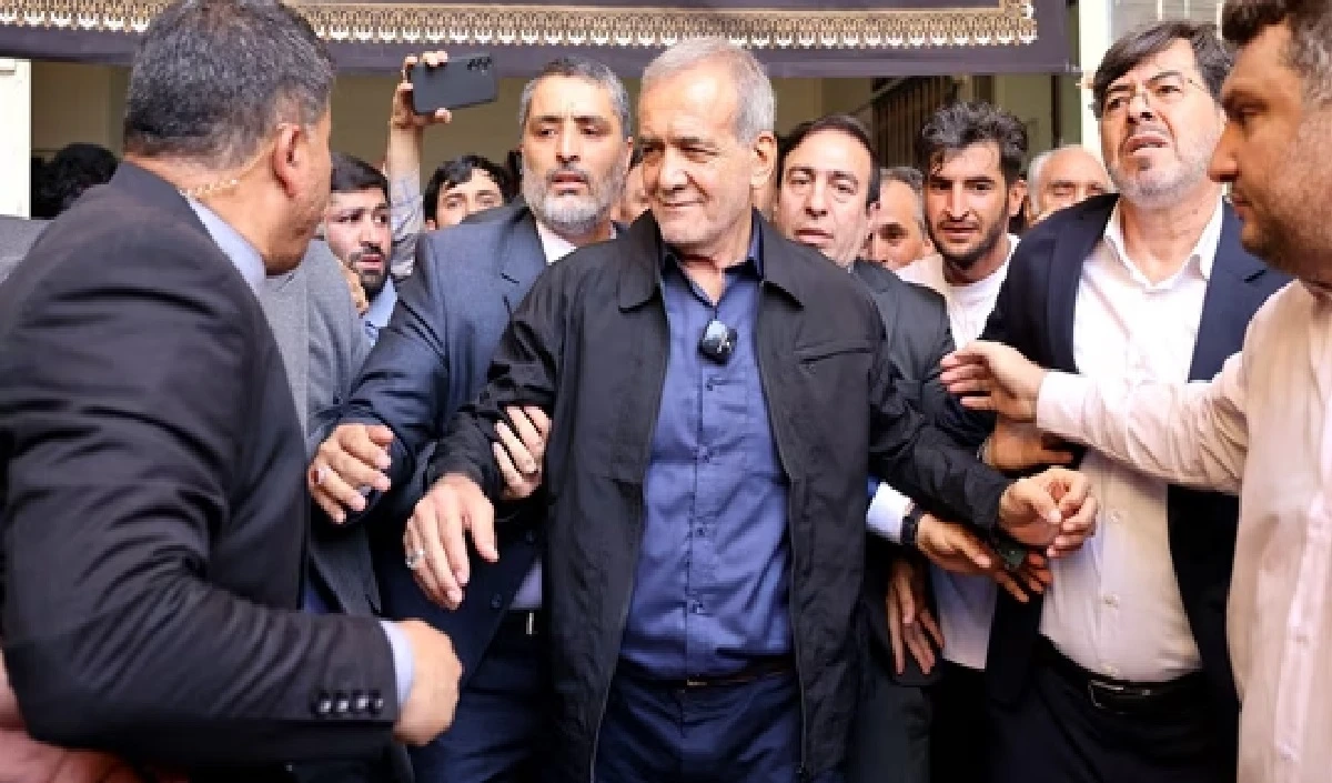 Iran Presidential Election: कट्टरवाद पर सुधारवाद हुआ हावी, ईरान में कैसे हो गया बड़ा उलटफेर